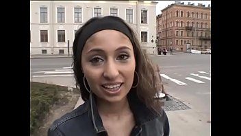 play Młody mężczyzna anal pieprzy jego tyłek znacznie starszy od niego, ale seksowny zły xnxx wrona panarama