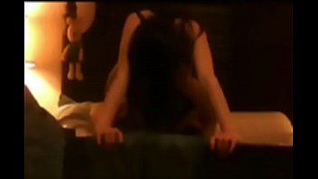 play Bunetei liebt es, von ihrem begabten Partner so pervers wie möglich auf den Penis genommen zu werden