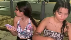 Zuster en ik delen een taxirit, die eindigen in een met sperma gevuld fuck-fest binnenin