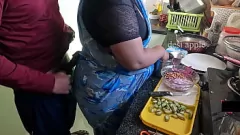 play Indian Maid Swathi non può resistere al Bulldick di Desi Man